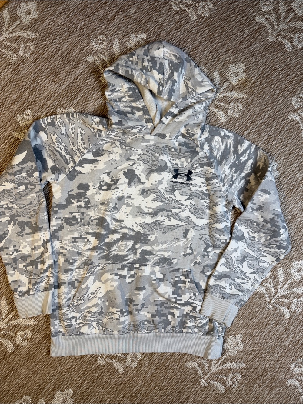 Under Armour youth Gray Digital Camo Crewneck Hoodie